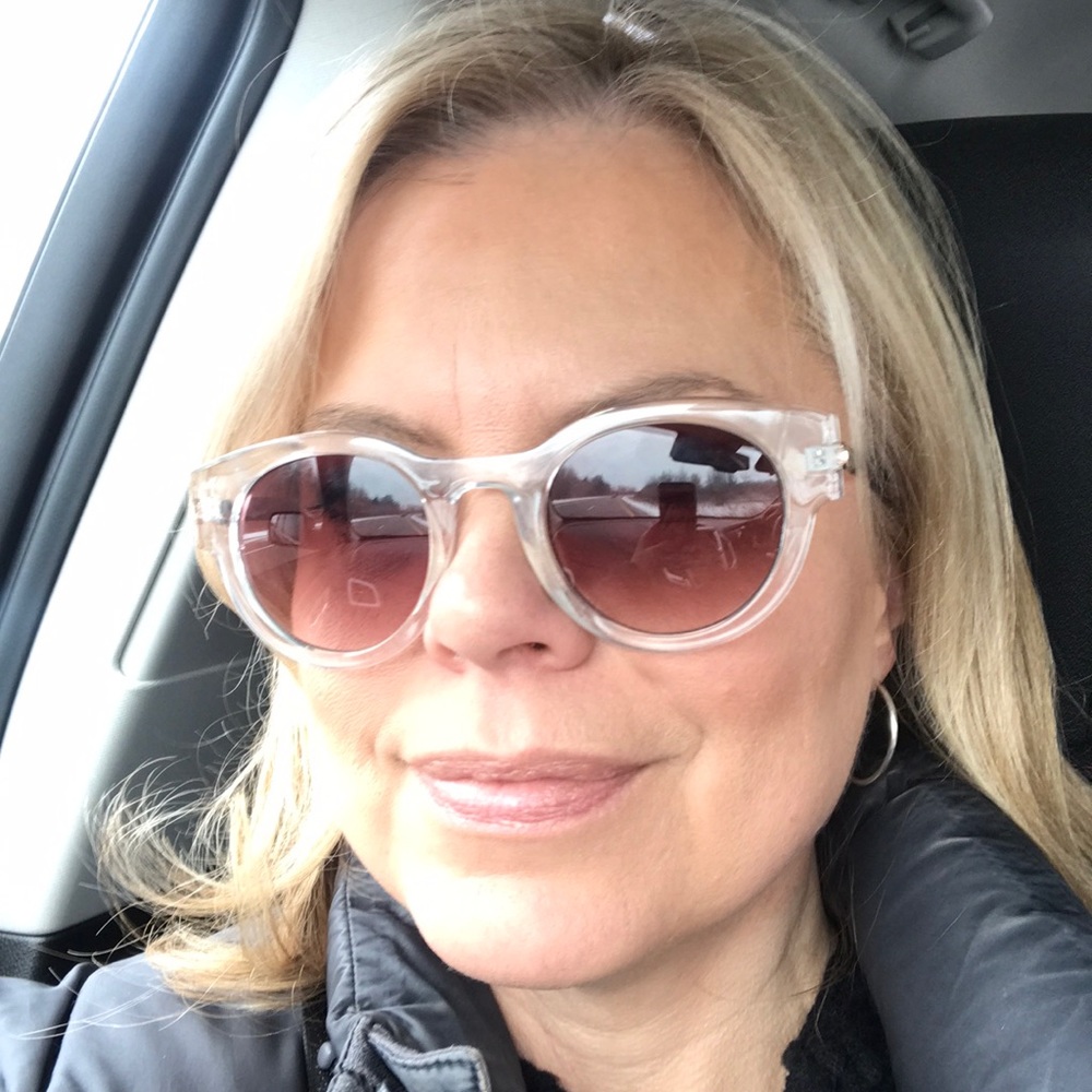 Meet your Posher, Pennie